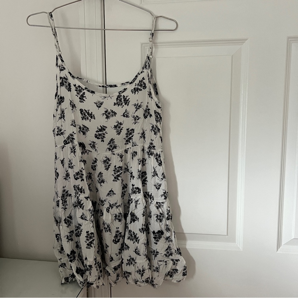 Brandy Melville Dress